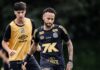 Neymar e Brahimi são relacionados pelo Santos para jogo contra o Flamengo