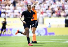 Corinthians atende pedido do Chelsea, e Denner seguirá em tratamento na Inglaterra