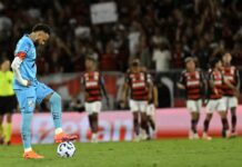 Neymar reclama ao ser substituído e nem fica no banco para ver fim do jogo do Santos: “Vai me tirar?”