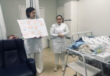 Alunas de Enfermagem da Unifev realizam ação educativa sobre higiene das mãos na Santa Casa