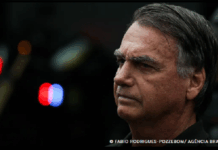 Bolsonaro é preso preventivamente a pedido da PF