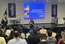 Formandos de Agronomia da Unifev participam de curso do CREA-SP