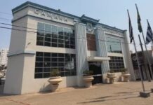 Câmara de Araçatuba propõe aumento de 150% no salário dos vereadores