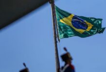 Brasil sai do top 10 das maiores economias do mundo após PIB do 3° trimestre