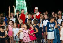 Unifev promove o acender das luzes do Natal na Cidade Universitária e emociona centenas de pessoas