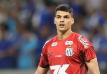 Santos promete dificultar nova investida do Flamengo para contratar Gabriel Brazão