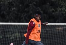 Arboleda fica? Zagueiro tem futuro incerto em meio a reformulação do São Paulo para 2026