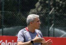 Trio participa de treino com elenco do São Paulo, mas é dúvida para enfrentar o Inter
