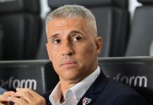 Crespo diz que São Paulo já pensa em 2026, mas não cria expectativa: “Acha que vai mudar muito?”