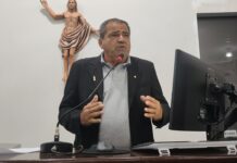 Wartão demonstra indignação com a saúde pública e detona Tarcísio de Freitas