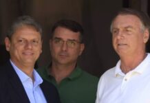 Tarcísio reafirma candidatura à reeleição, desconversa do Planalto e anuncia visita a Bolsonaro