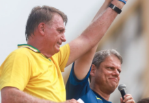 Tarcísio de Freitas cancela visita a Bolsonaro na Papudinha