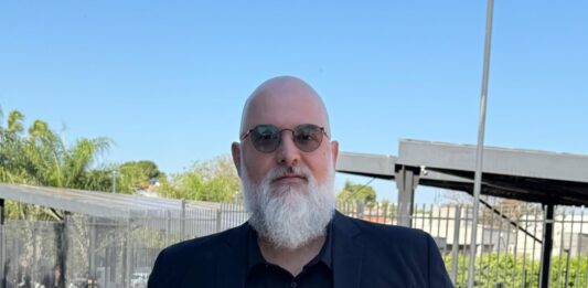 Se não for no WhatsApp, vai ser onde?