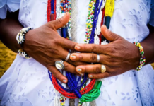 Quando a fé vira alvo