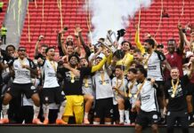 Bicampeão! Corinthians bate o Flamengo e vence a Supercopa do Brasil