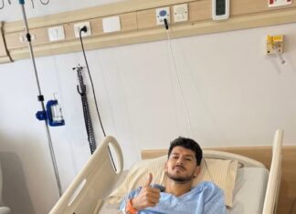 Hugo, lateral-esquerdo do Corinthians, passa por cirurgia no joelho direito