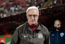 Dorival cita “semana pesada” do Corinthians, celebra classificação e exalta Hugo Souza: “É de Seleção”