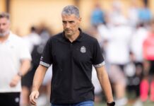 Eliminação aumenta pressão sobre Vojvoda no Santos, e jogo contra o Vasco vira decisivo