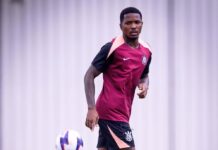 Corinthians libera Cacá de treinamento em meio a negociação avançada com o Vitória