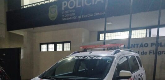 Homem é preso após ameaçar ex-esposa com faca em Votuporanga