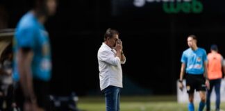 Derrota para o Taubaté ‘derruba’ Paulo Roberto Santos