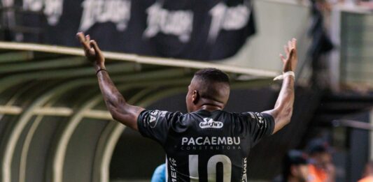 CAV enfrenta o São José na Arena Plínio Marin