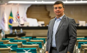 Indústria no alvo do insaciável apetite fiscal