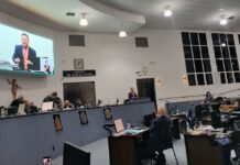 Emerson Pereira culpa oposição por protestos e desabafa: “uma senhora de mais de 70 anos mandou eu para o inferno”