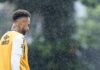Neymar desabafa após ficar fora de jogo que terá Ancelotti no estádio: “Muito complicado ser eu”
