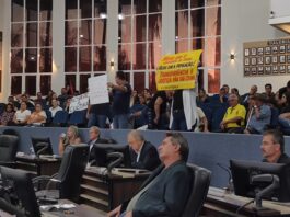 Processo de cassação contra vereador ‘sufoca’ protestos contra aumento nas contas de água