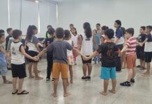 Alunos da rede municipal protagonizam danças típicas na Festa das Nações