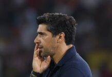 Abel ironiza VAR após estreia do Palmeiras na Libertadores: “Parece que vai funcionar esse ano”