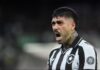 Palmeiras estuda a contratação de Alexander Barboza, do Botafogo