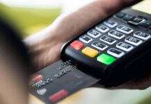 Advogado votuporanguense perde R$ 12 mil ao cair em golpe da ‘maquininha’ durante show do Guns N’ Roses em Rio Preto