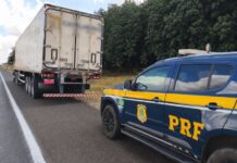 PRF flagra caminhoneiro embriagado na BR-153