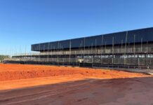 Votu International Rodeo: montagem de megaestrutura para shows de Luan Santana, Alok e Leonardo mobiliza cerca de 350 profissionais