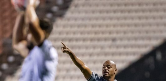 Marcus Viola valoriza postura do CAV e espera “adversário duro” na semi