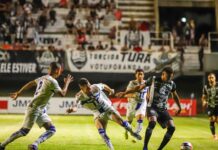 Avassalador, CAV massacra o Água Santa na Arena Plínio Marin