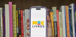 MEC lança biblioteca digital gratuita com 8 mil livros