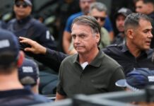 PGR se manifesta a favor de pedido de Bolsonaro para cirurgia no ombro