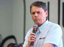 Tarcísio rebate Haddad após crítica à política fiscal de SP: ‘Quebrou o Brasil’
