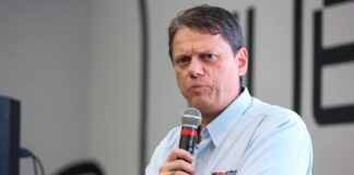Tarcísio rebate Haddad após crítica à política fiscal de SP: ‘Quebrou o Brasil’