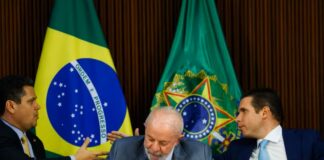 Fim da taxa das blusinhas é primeira reação do governo às derrotas recentes no Congresso