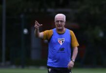 São Paulo indica a Dorival que fará contratações e venderá jogadores