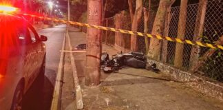 Motociclista perde controle e morre ao bater contra poste em avenida de Araçatuba