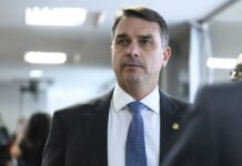 Quaest: para 58%, Flávio pode estar escondendo envolvimento com Master