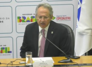Suspensão de vacina: Diretor do Butantan defende rigor em investigação