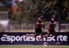 Elenco do Corinthians se reapresenta no CT sem Memphis e Carrillo