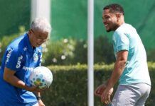 Palmeiras muda data da reapresentação, e médico atualiza situação de Vitor Roque