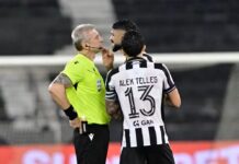 Barboza, do Palmeiras, é punido pelo STJD